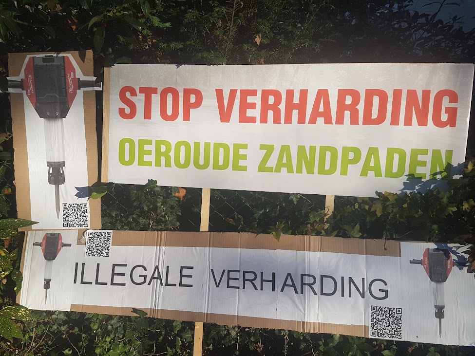 Actie op de Kromvensedijk in Middelbeers, pleidooi voor beschermen oude zandpaden en protest tegen gemeentelijk beleid